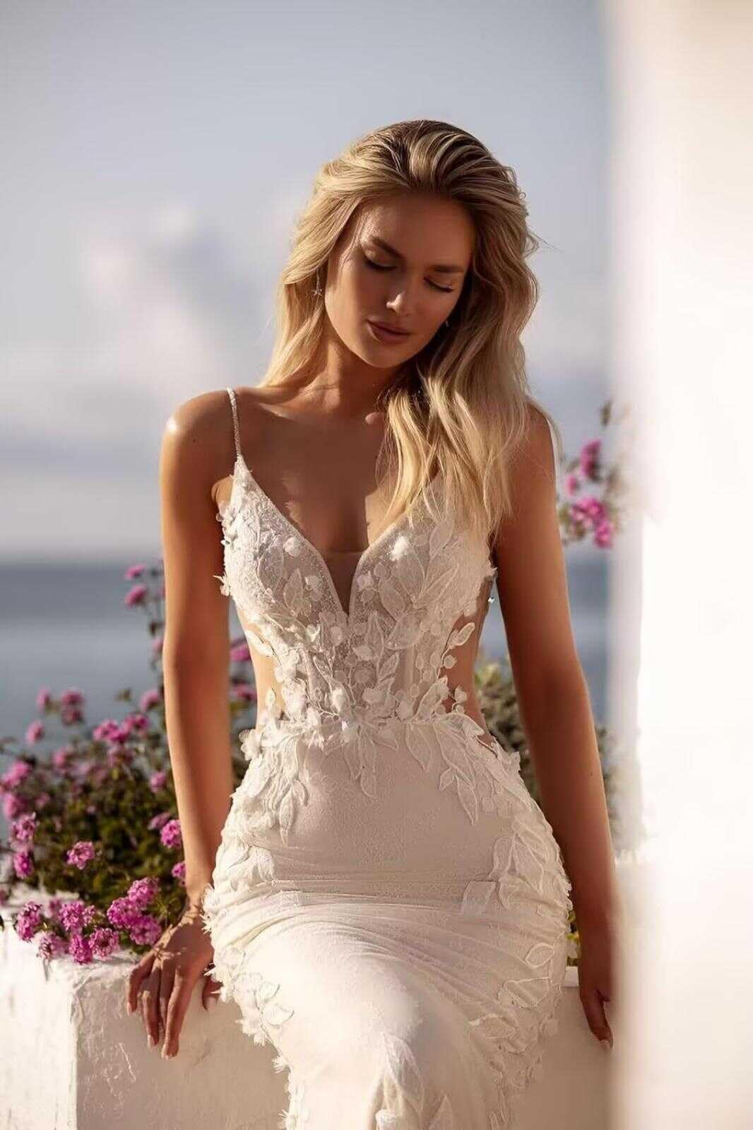 HUINI Spitzen Tüll Brautkleid mit Spaghettiträgern Meerjungfrau V-Ausschnitt Strand Hochzeitskleid für die Braut mit Schleppe