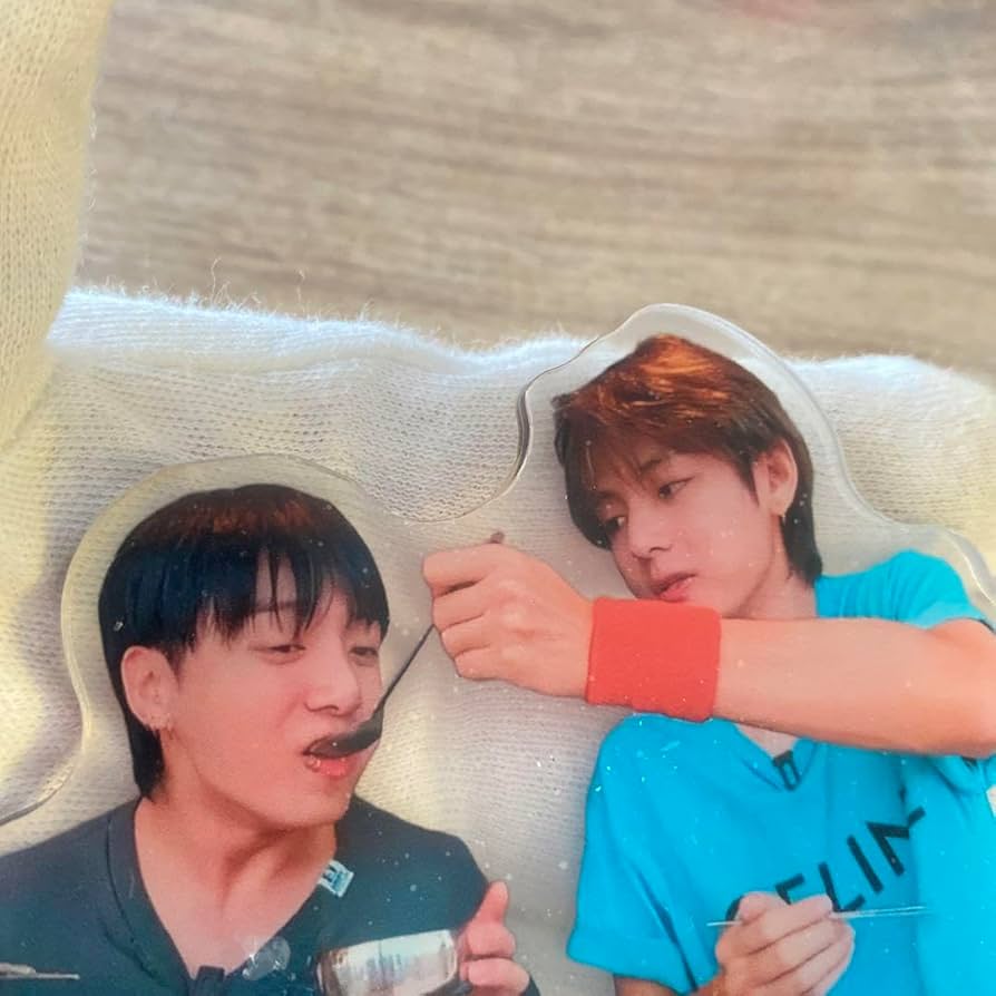 Amazon.co.jp: BTS アクリルスタンド アクスタ グク テテ グテ 27 TH