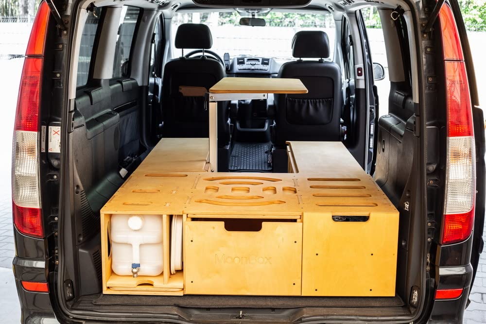 Moonbox Campingbox Modify Van/Bus 115cm Natur | mit Campingküche, Sitzplätze, Tisch, Bettfunktion/Schlafsystem | für Fahrzeuge mit Mind. 115cm Breite im Kofferraum