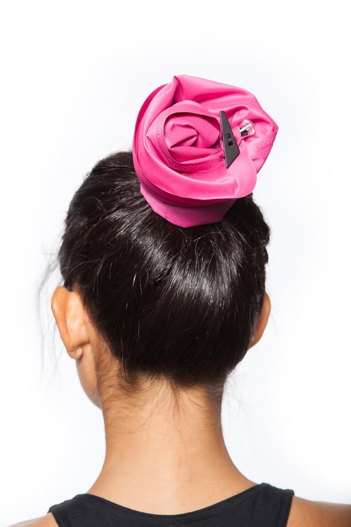 WATERPROOF HAIRSLEEVE IN PINK - Wash just the roots of your hair while keeping your lengths dry. Amazing time saver for long hair. Great for the Shower, Gym, Pool and Beach.