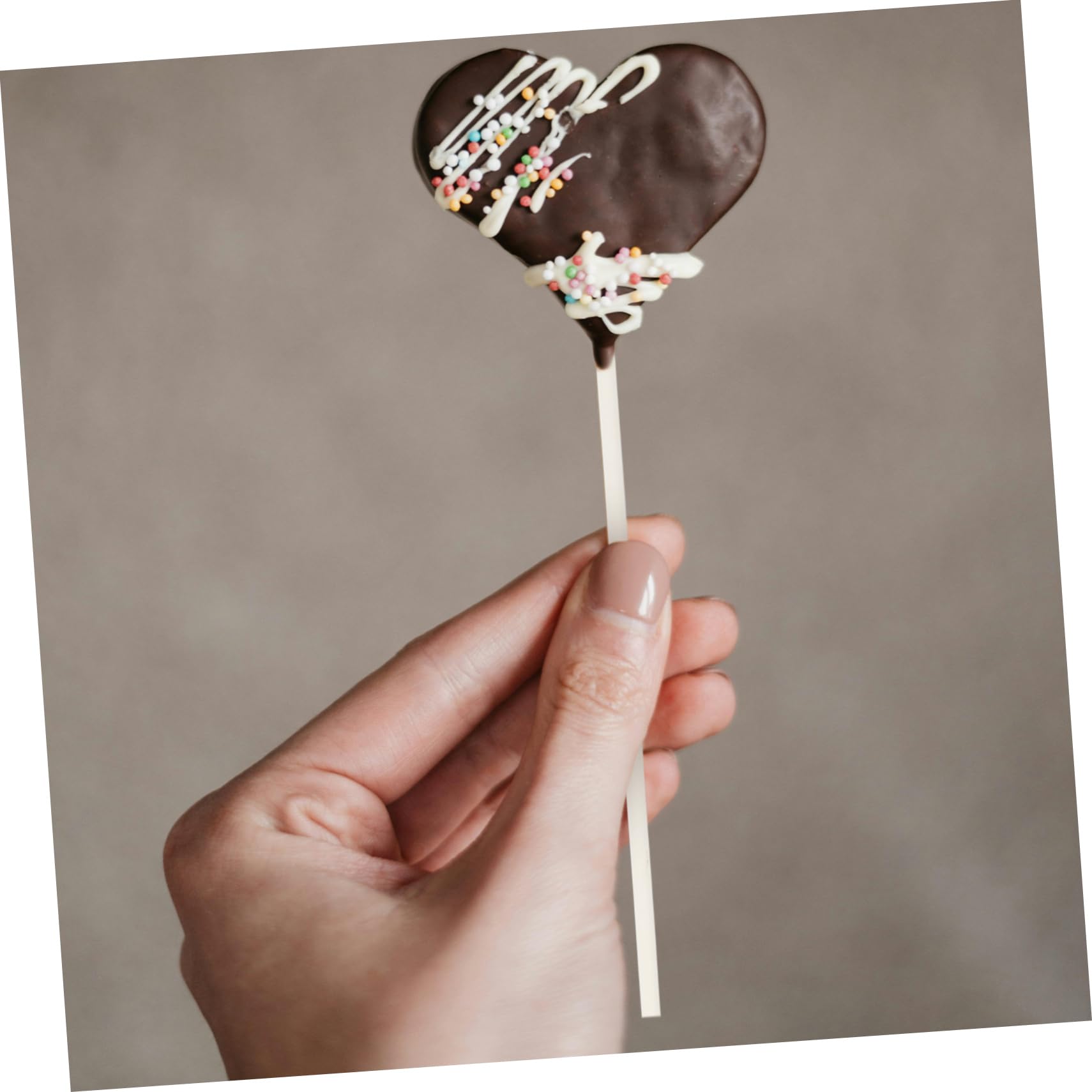 Ciieeo 100Pcs Candy Making Sticks Lollipop Paper Sticks for DIY Treats Smooth Surface for Safe Use for Birthday and Wedding Parties Versatile Cake