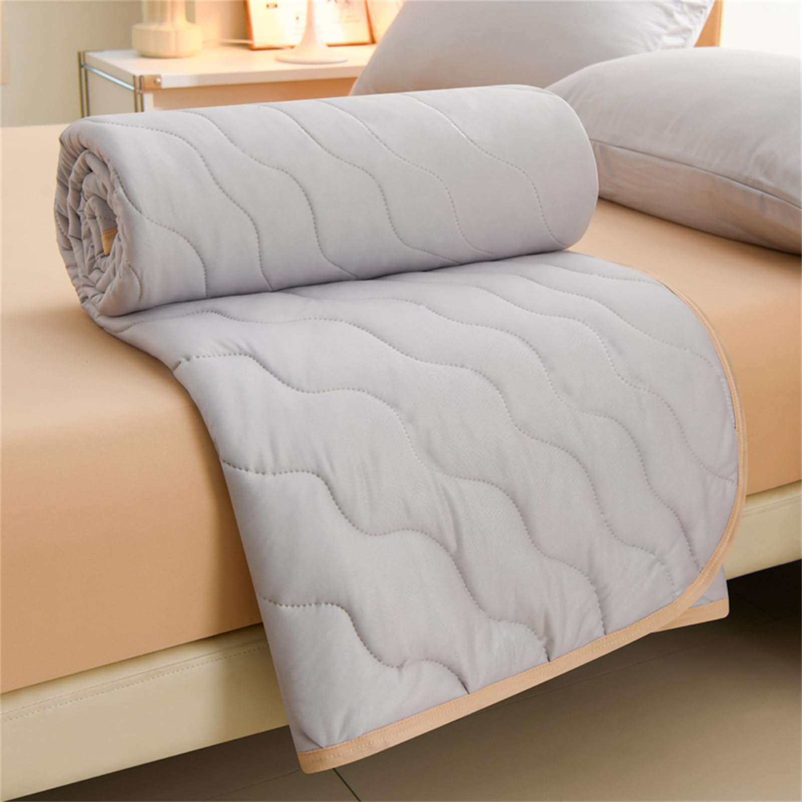 Odot Coverless Duvet 4.5 Tog for Single Double King Size, Summer Duvet No Cover Cosy and Lightweight Quilt Breathable Bedspreads Quilted Throw for Beds (Khaki Gray,100 * 150cm)