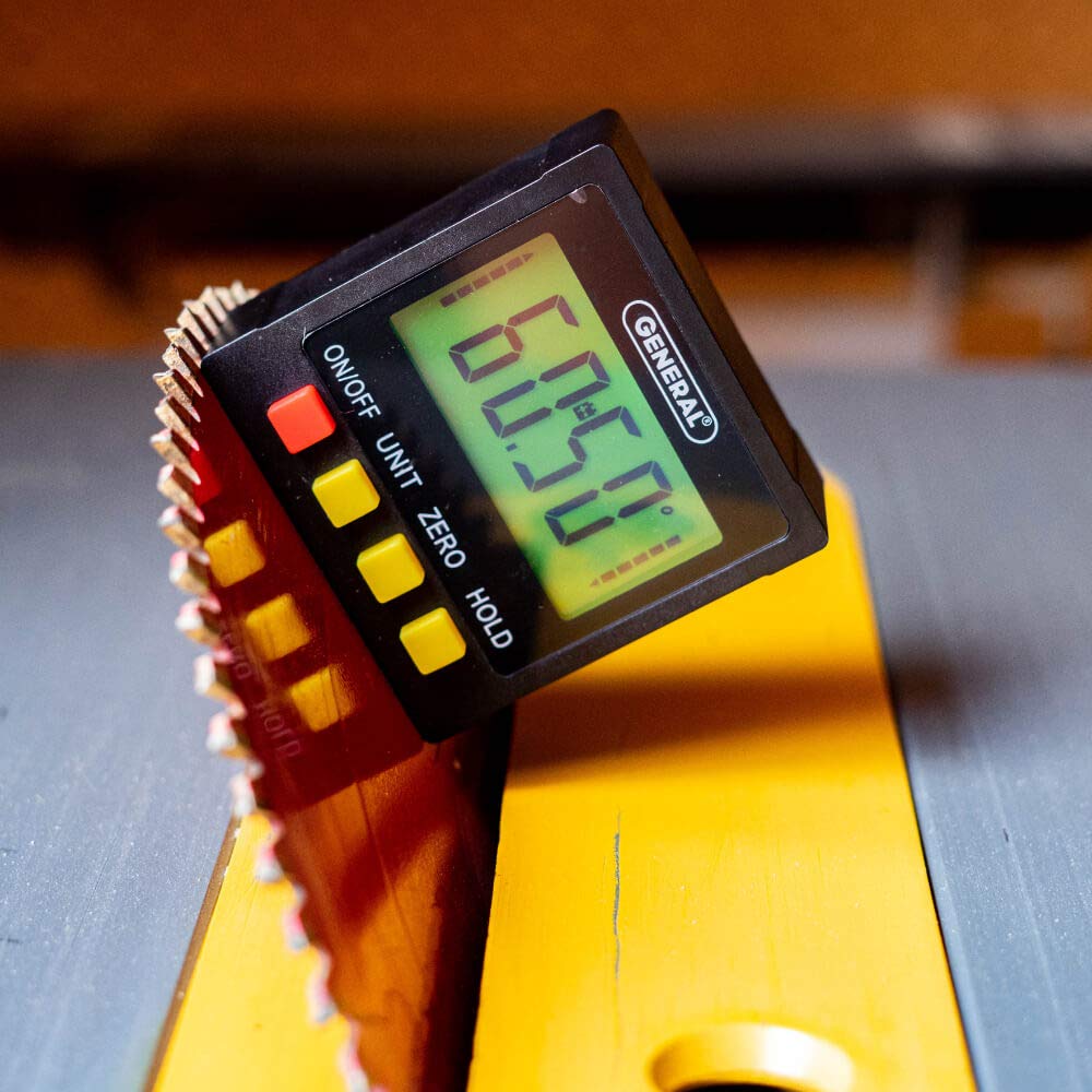 General Tools 824X Retroilluminato Digital Bevel Box Angle Finder, Ampio LCD retroilluminato, Display rotante, Base Magnetica
