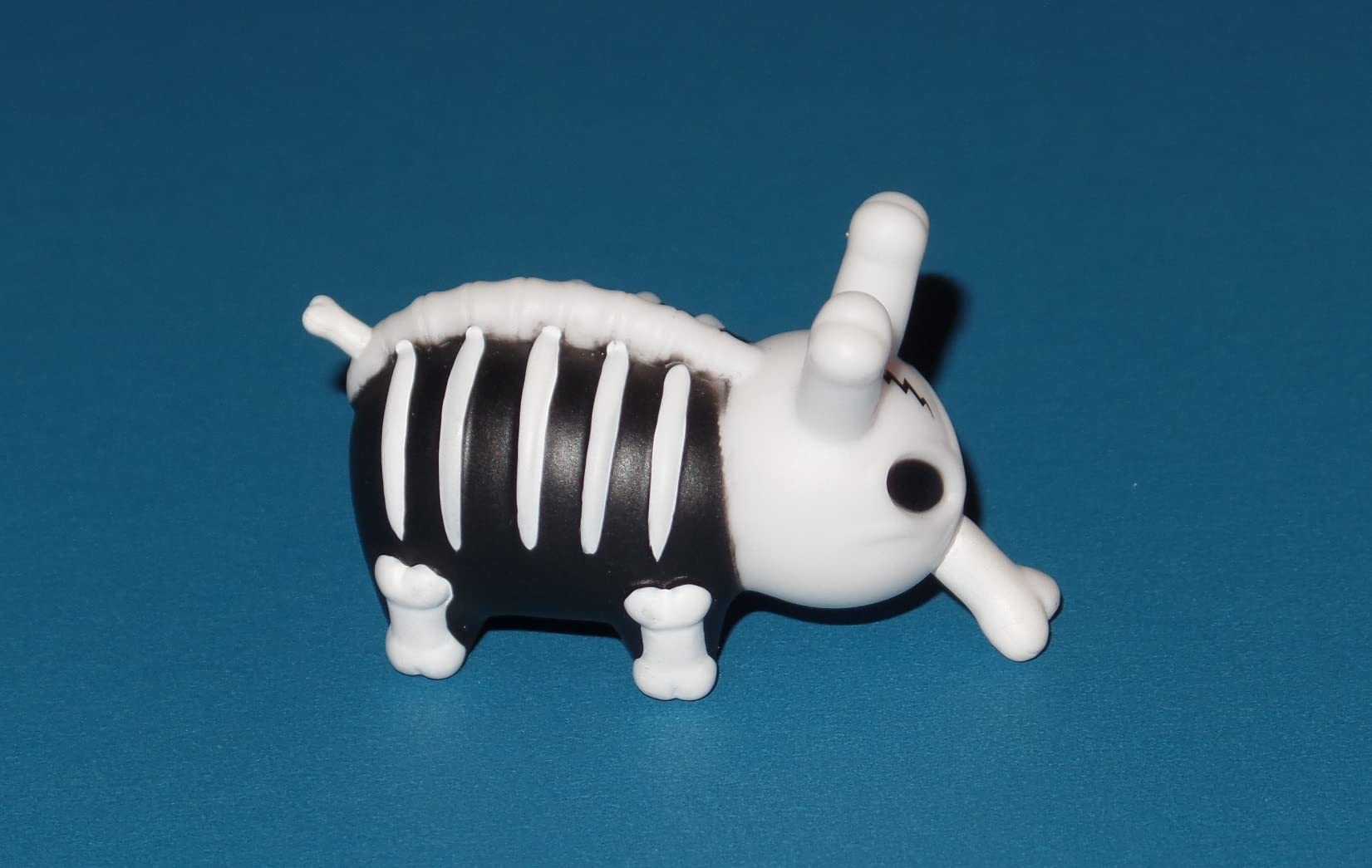 Amazon.com: Kidrobot Lore of The Labbits Bones Skeleton Black