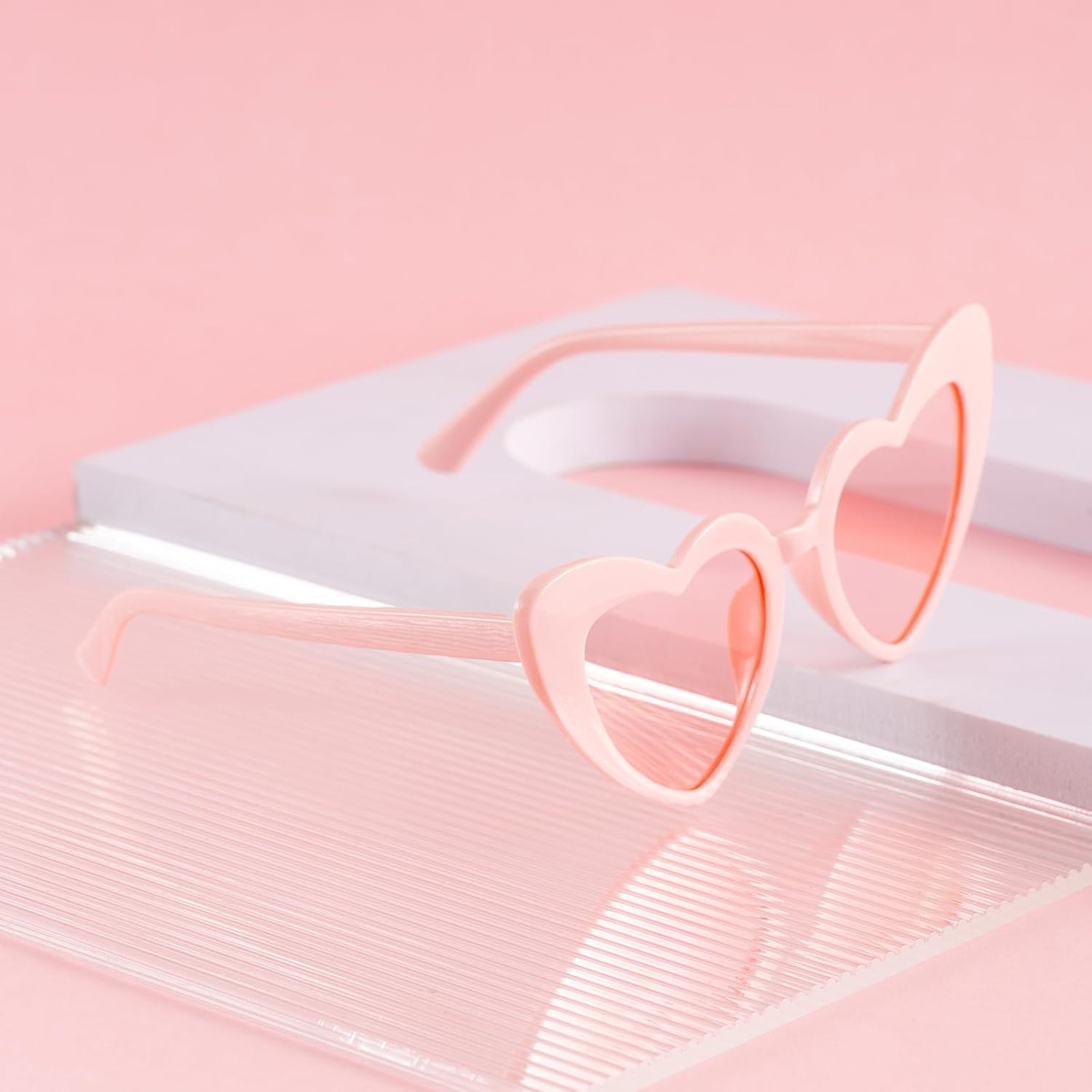 Bachelorette Party Favor Sunglasses 6 Pack,Retro Cat Eye Heart Sunglasses for Women,Bridesmaid Proposal Gifts - Image 2