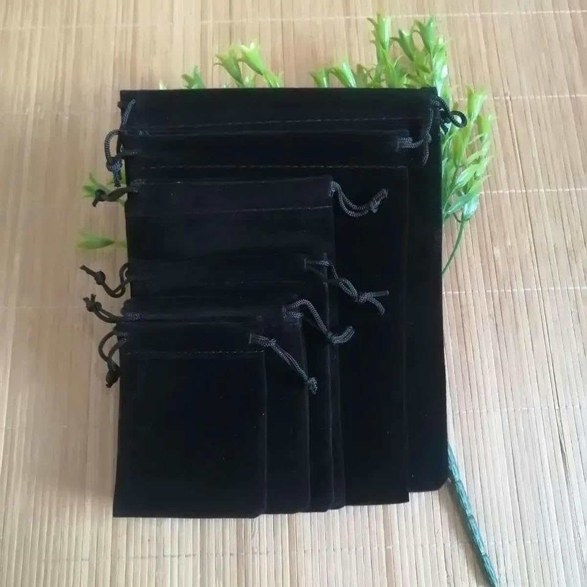 25 Stück/Lot 5 x 7 7 x 9 9 x 12 cm, schwarzer Samt, Geschenktüten, Schmuckbeutel mit Kordelzug, Schmuckverpackungsbeutel, 15 x 20 cm, 4 Stück (100 Stück)