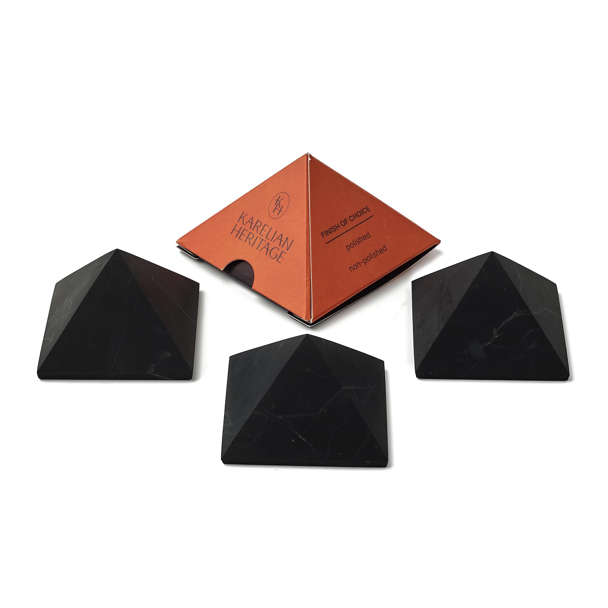 Pyramide Shungite Karelian Heritage de 5 cm non polie en lot de 3 pour harmoniser l'habitat