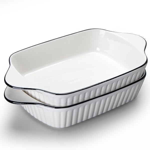 Baking Dishes set of 2 by TuYines