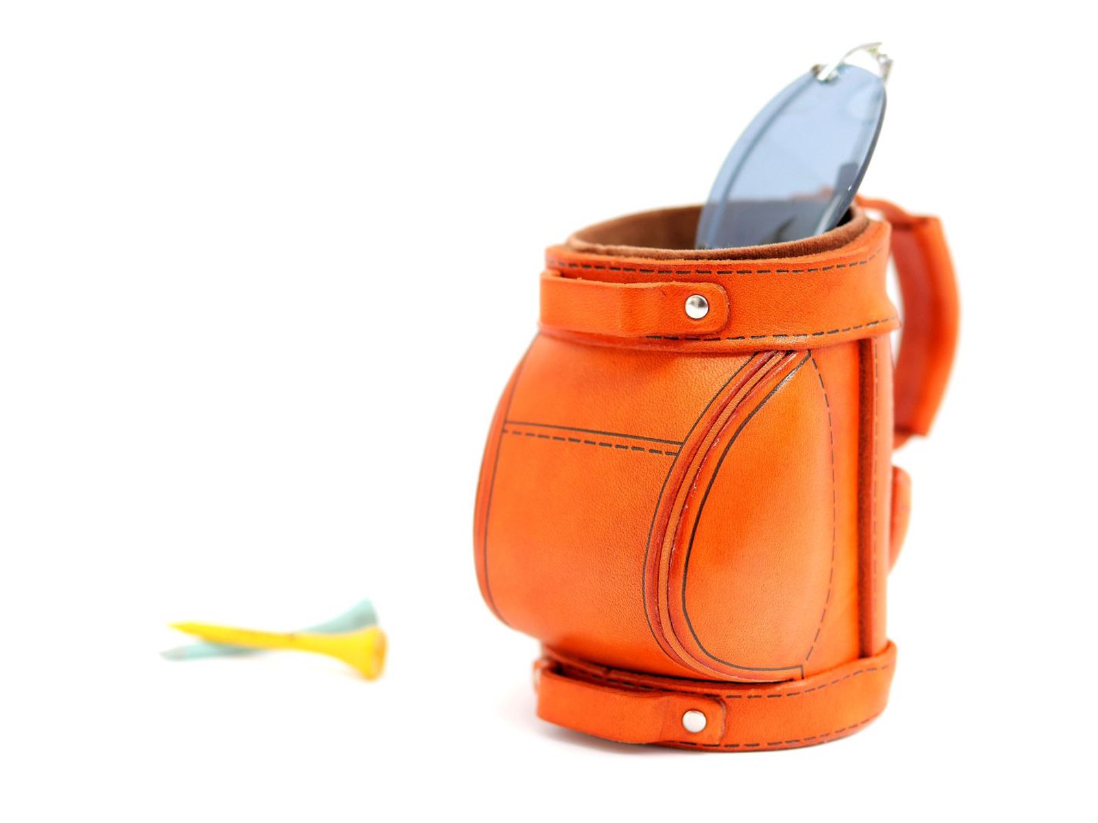 本革製メガネスタンド茶トラ日本製　小物入　 バンカクラフト Amazon.co.jp: ゴルフバッグ/キャディバッグ 本革製 メガネ