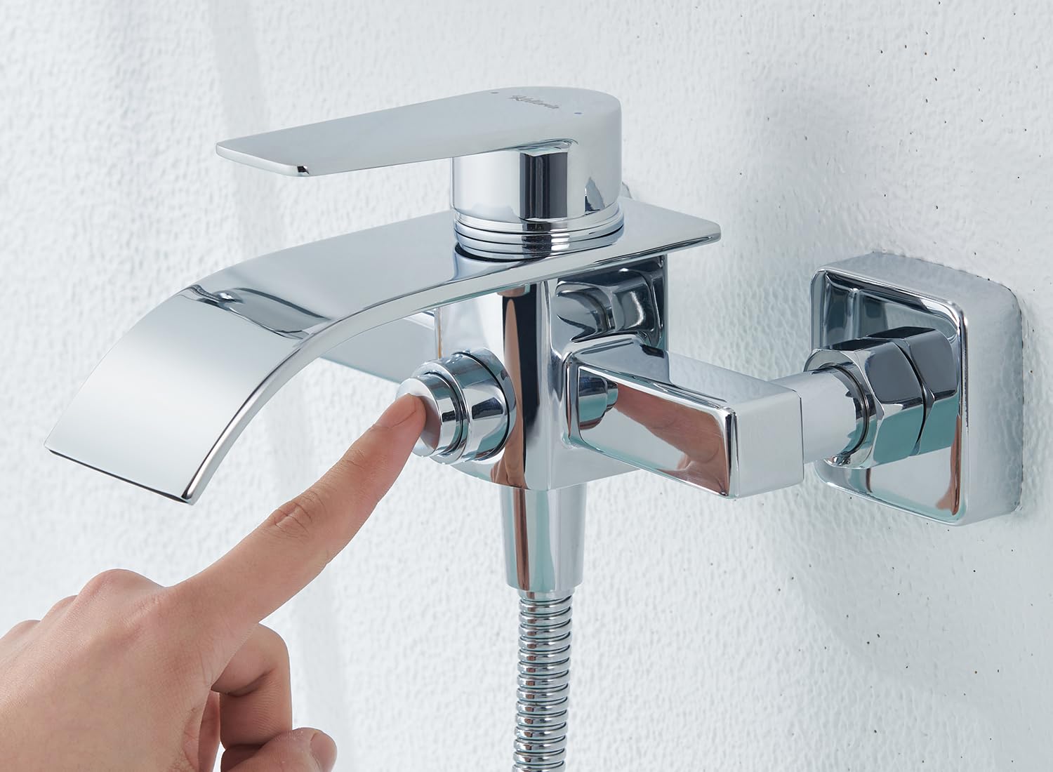 Rubinetto per Vasca da Bagno a Cascata, Miscelatore per Vasca da Bagno in Ottone, Miscelatore per Vasca con Interruttore di Pressione per Cambio, Monocomando per Vasca, Cromato