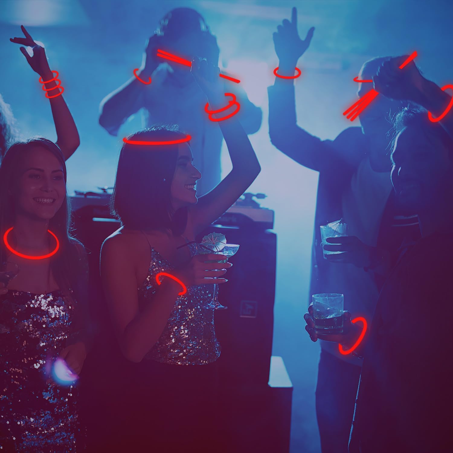 500 pulseras de varillas rojas brillantes a granel de 8 pulgadas con conectores que brillan en la oscuridad, suministros de fiesta iluminados de neón para Navidad, Año Nuevo, Día de San
