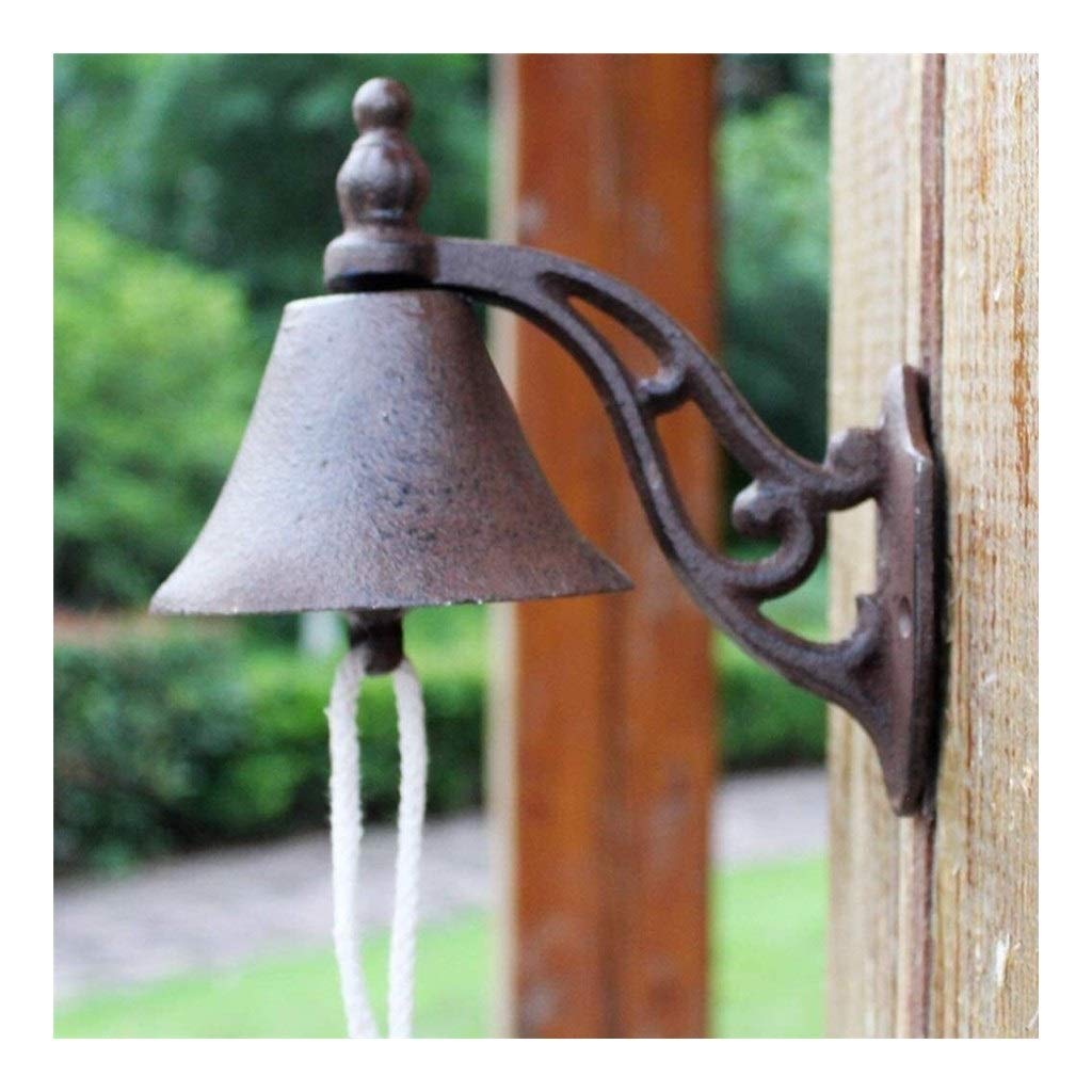 Cloche de dîner en fonte pour éviter de crier au jardin dans votre villa