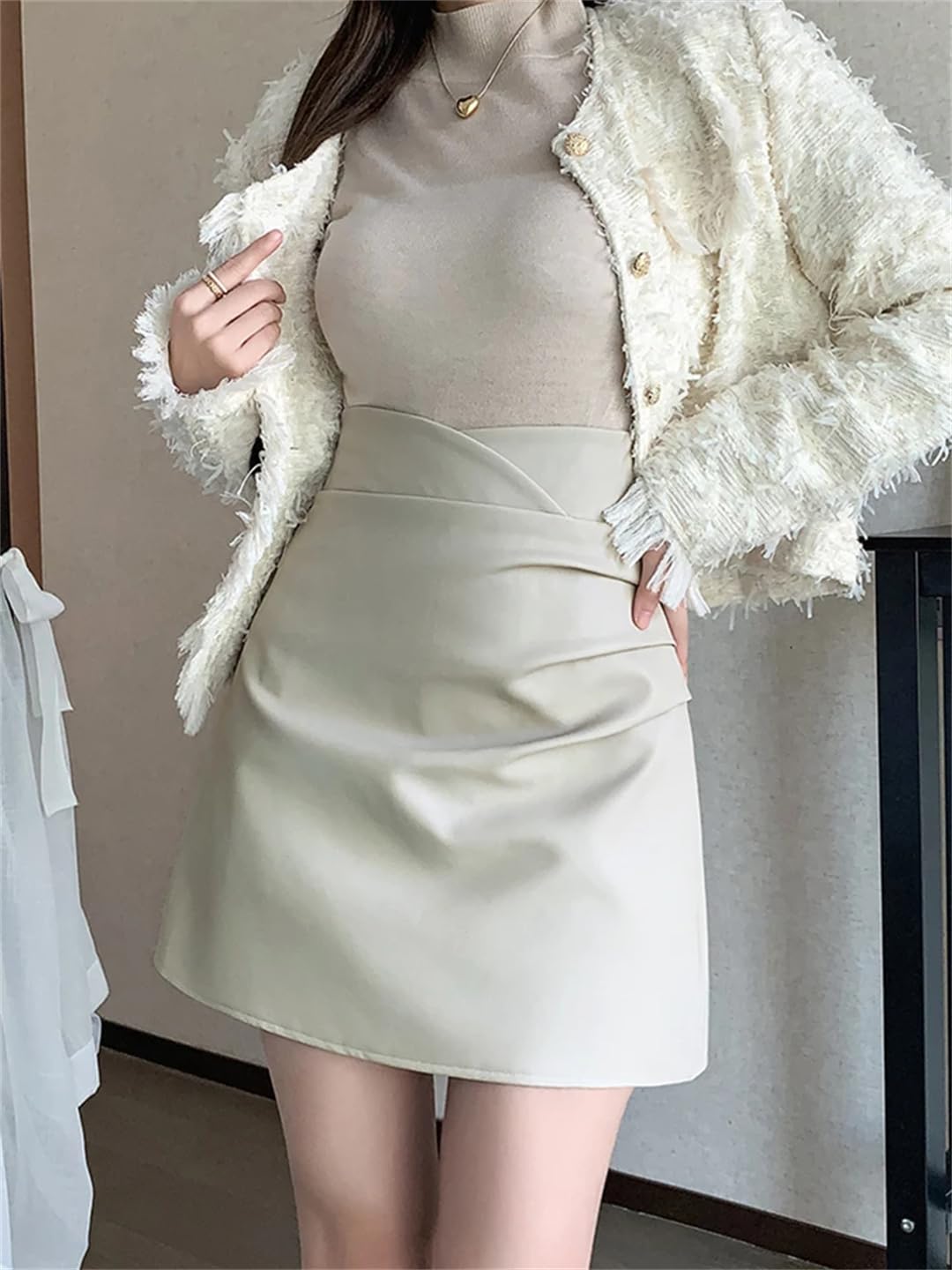 Damska zimowa spódnica plisowana w stylu vintage bodycon elegancka krótka spódnica ze skóry PU z wysokim stanem
