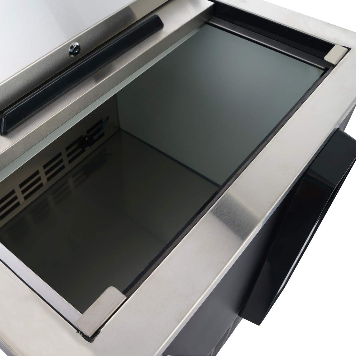 Peakcold Small Deep Well Horizontal Bottle Cooler; Slide Top Bar Refrigerator; 4.5 Case Capacity on Fridge.com - View 4