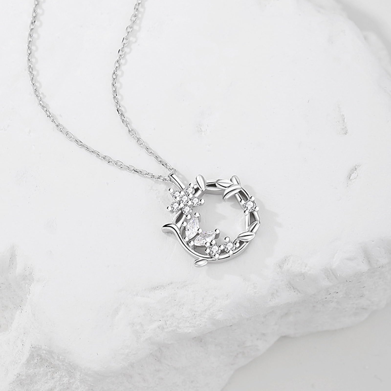 9K Weißgold Halskette Damen, Lab Grown Diamant Kranz Anhänger Halskette Echt Gold AU375