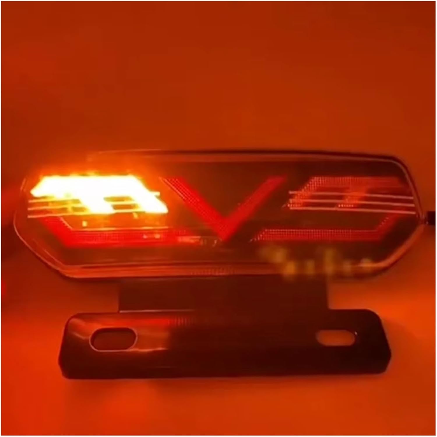 オートバイのテールライト 12V オートバイ用リアライト LED オートバイ用ブレーキライト ATV テールライト バイク用ストップ