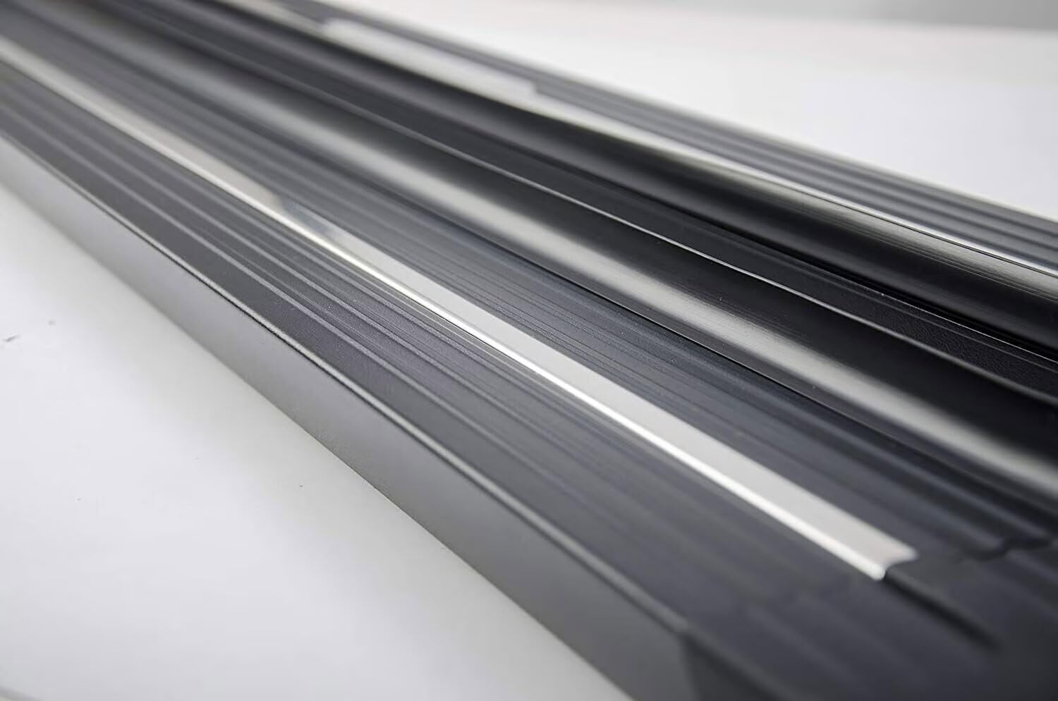 Deski do biegania do Chery TIGGO 4 PRO 2020-2026, 2 szt., aluminiowe stałe stopnie boczne (z uchwytem), zestaw bez wiercenia, zestaw śrub | DIY Project SUV, akcesoria do szyn, czarne (1 zestaw) (HJG)