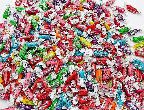 Amazon.com: Tootsie Roll Child's Play Candy Favorites with Bonus Mobile ...