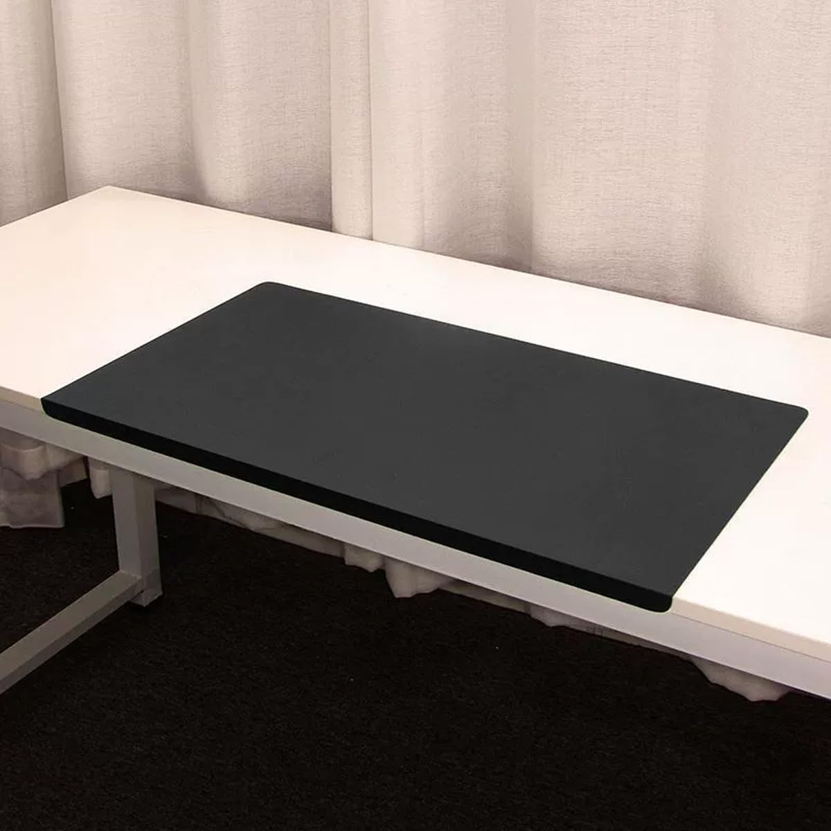 Desk Pad with Edge Protection, PU Leather Desk Mat, Waterproof Non-Slip Table Pad Durable Desk Writing Mat for Office Work Home Typing Game (Black,80x40cm)