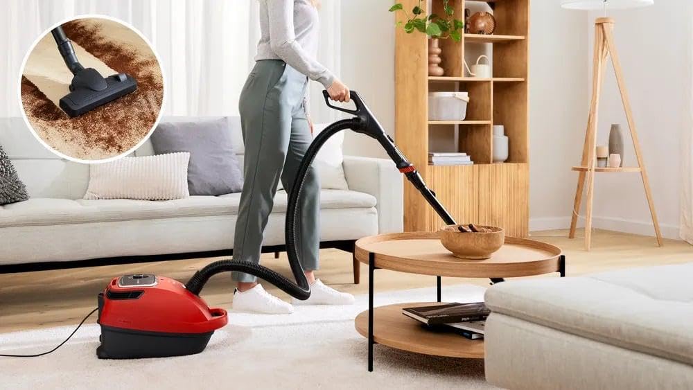 Bosch Serie 6 ProAnimal BGL6PET3 - Roja, rango de 12 m, filtro HEPA, 10 años de garantía del motor, eficaz contra el pelo de las mascotas