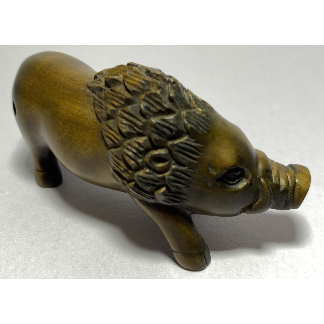 Amazon.co.jp: 柘植材根付 十二支 イノシシ 置物縁起物 黄楊繊細 木製