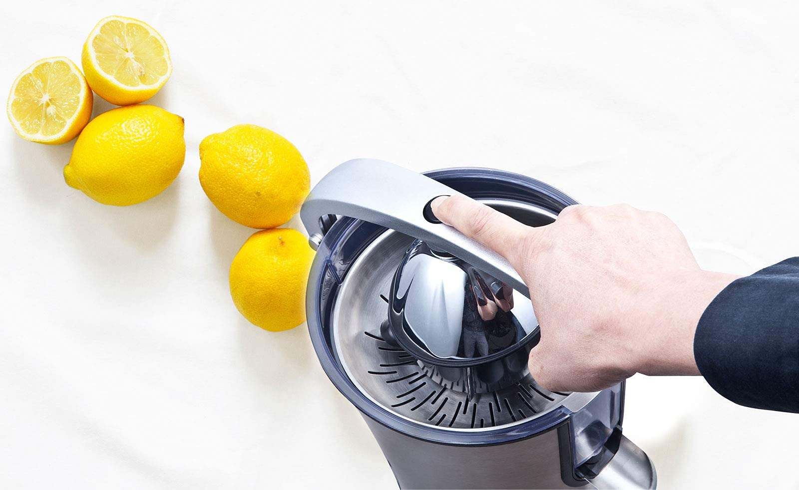 PRIXTON - Exprimidor Electrico de Naranjas Automatico, Exprime Zumos Fácilmente con 160 W de Potencia y 800 ml de Capacidad, Negro/Acero Inoxidable, Medidas 31x20x32 cm | XP1 (Reacondicionado)
