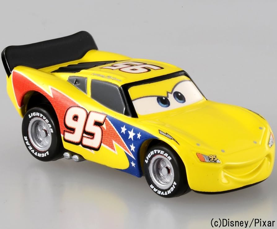 Amazon.co.jp: トミカ カーズ ライトニング・マックィーン