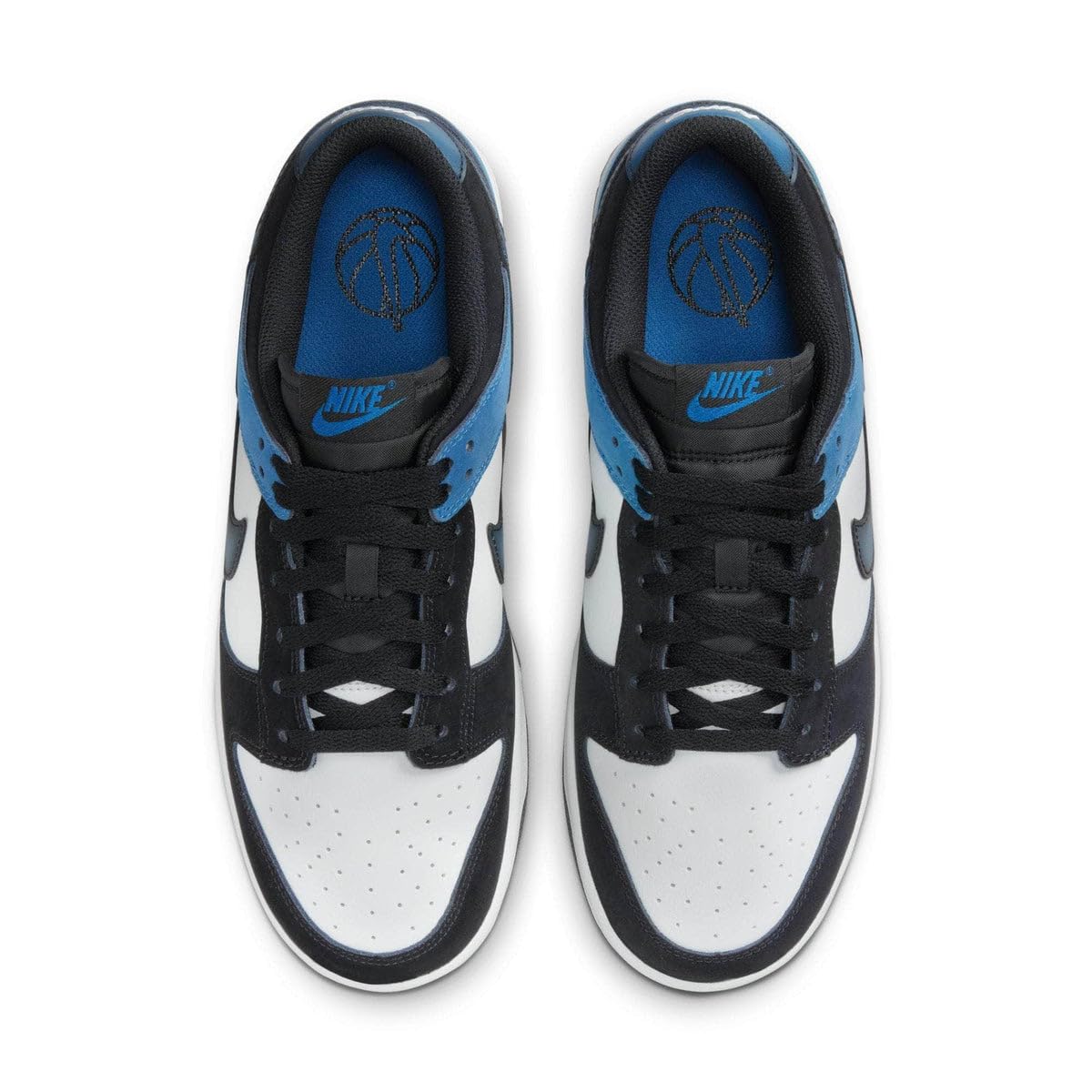 NIKE Men's Dunk LowSneaker