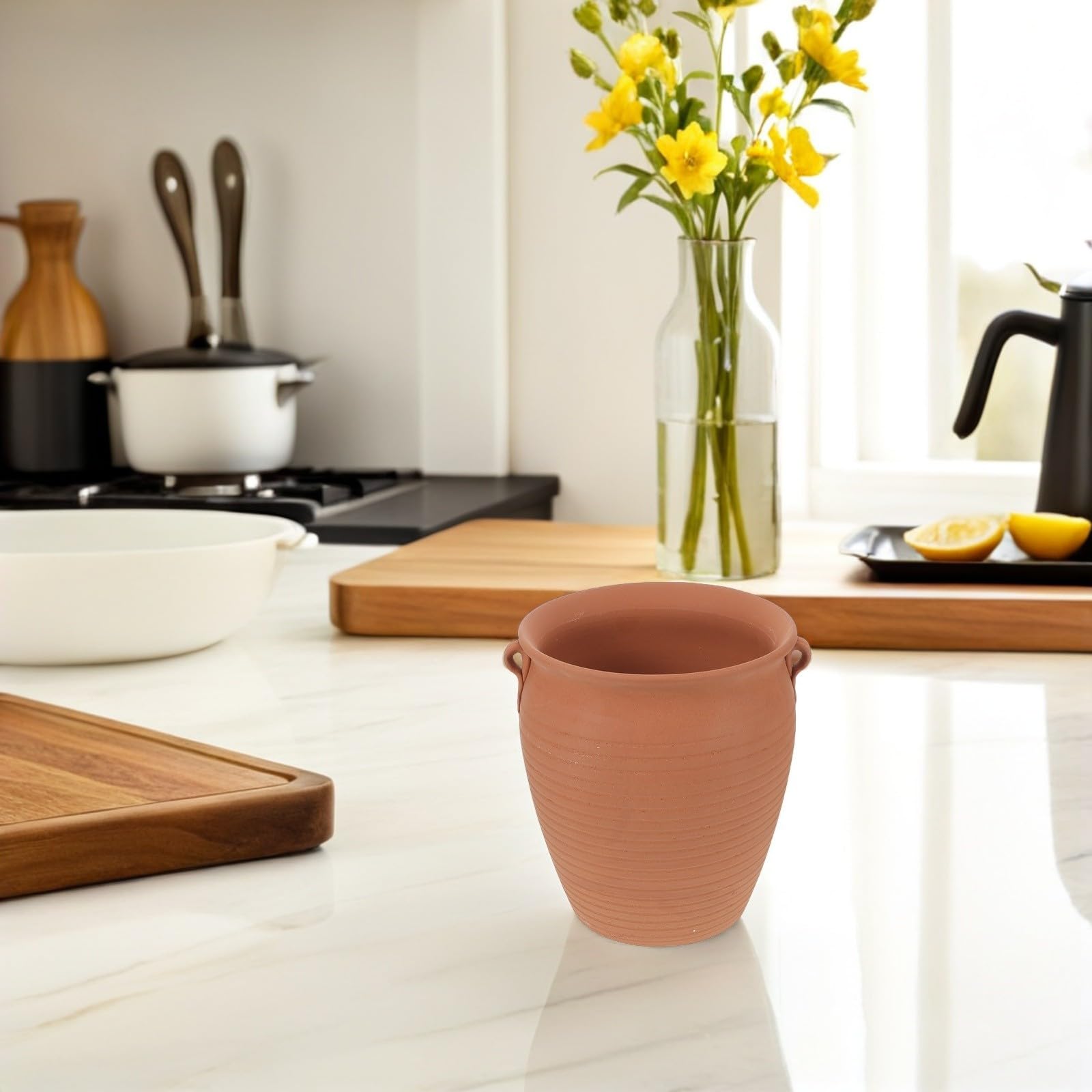 Vielseitiger Kartoffel Aufbewahrungsbehälter aus Terrakotta mit Belüftung für Frisches Gemüse im Modernen Landhausstil zur Lagerung von Kartoffeln und Zwiebeln in Küche