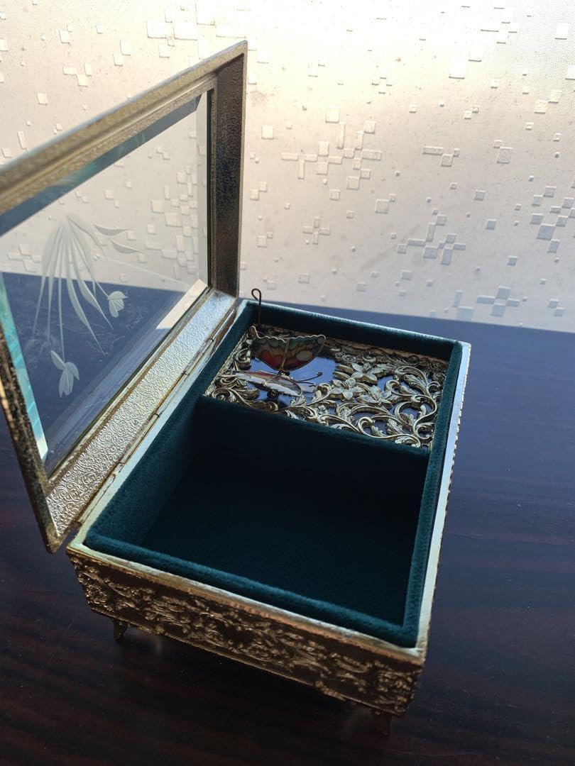 小樽オルゴール堂のゴールドオルゴール　メイドインジャパン　美品 小樽オルゴール堂のゴールドオルゴール メイドインジャパン 美品 日本