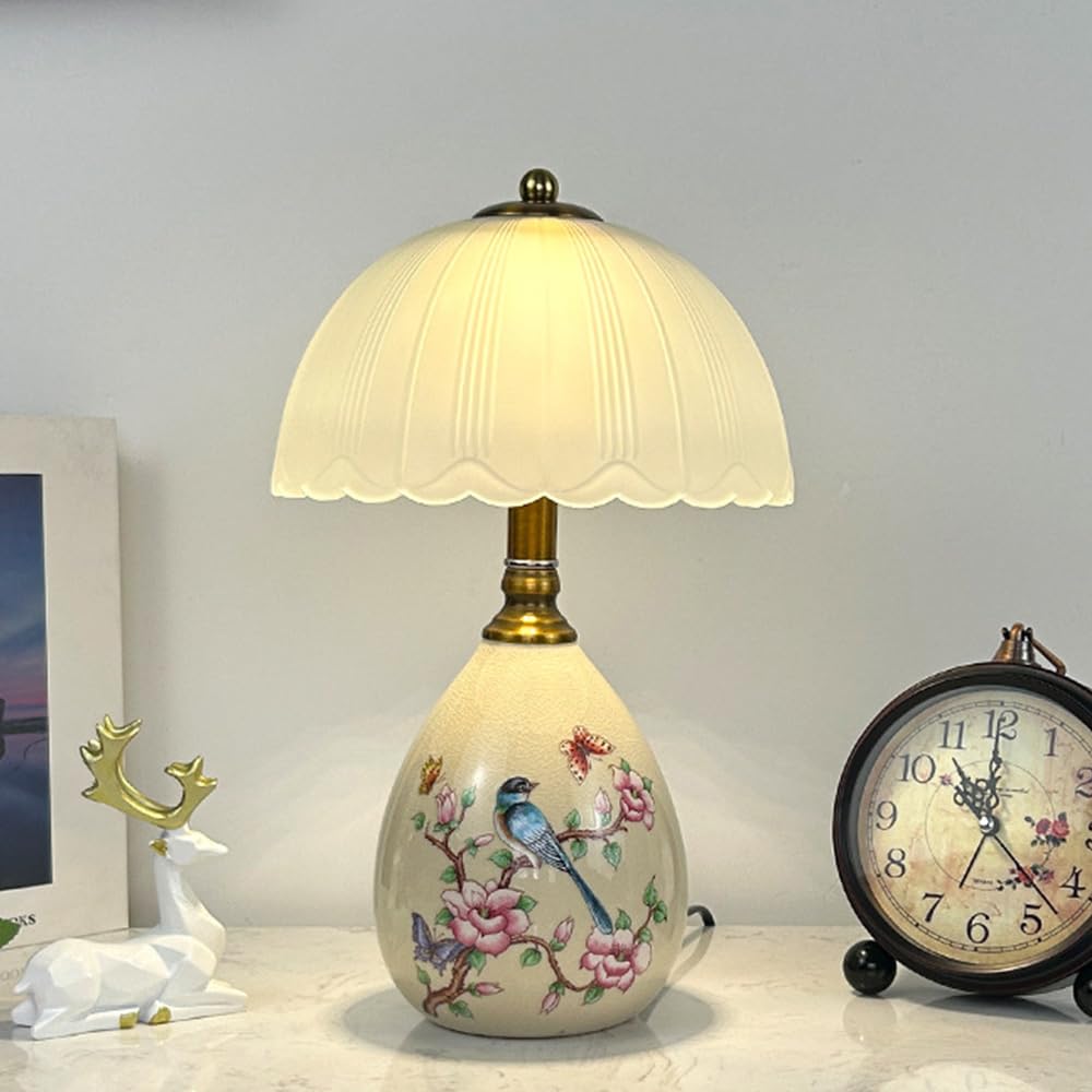 Mengjay Lampada da Tavolo Salotto in ceramica,E27 Lampada da scrivania,Paralume in Vetro,Base Decorata con Fiori e Uccelli,ampada comodino per camera da letto, studio, comodino (Bianco)