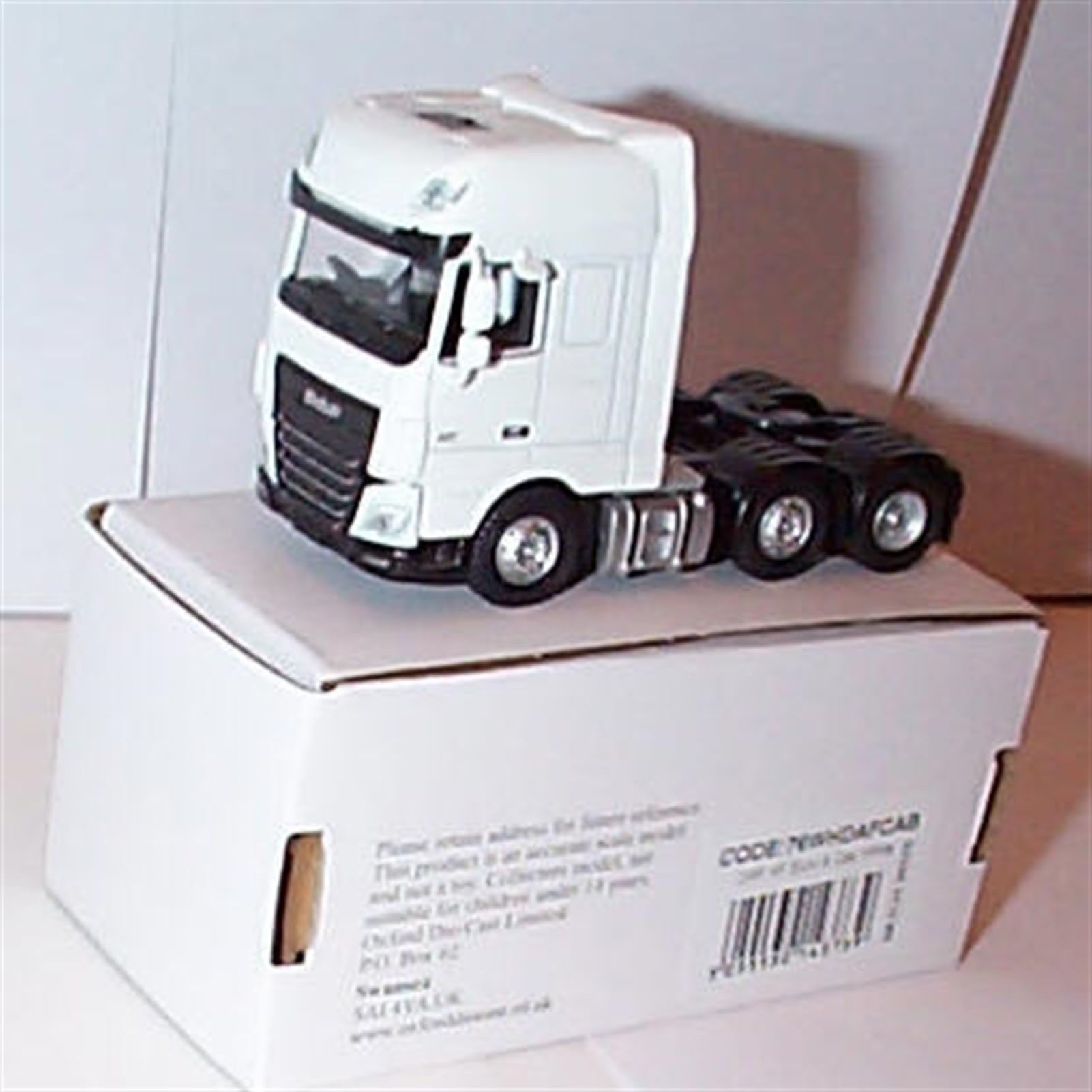 oxford haulage Plain White Daf XF Euro 6 Lorry Cab vehicle 1:76 scale diecast model