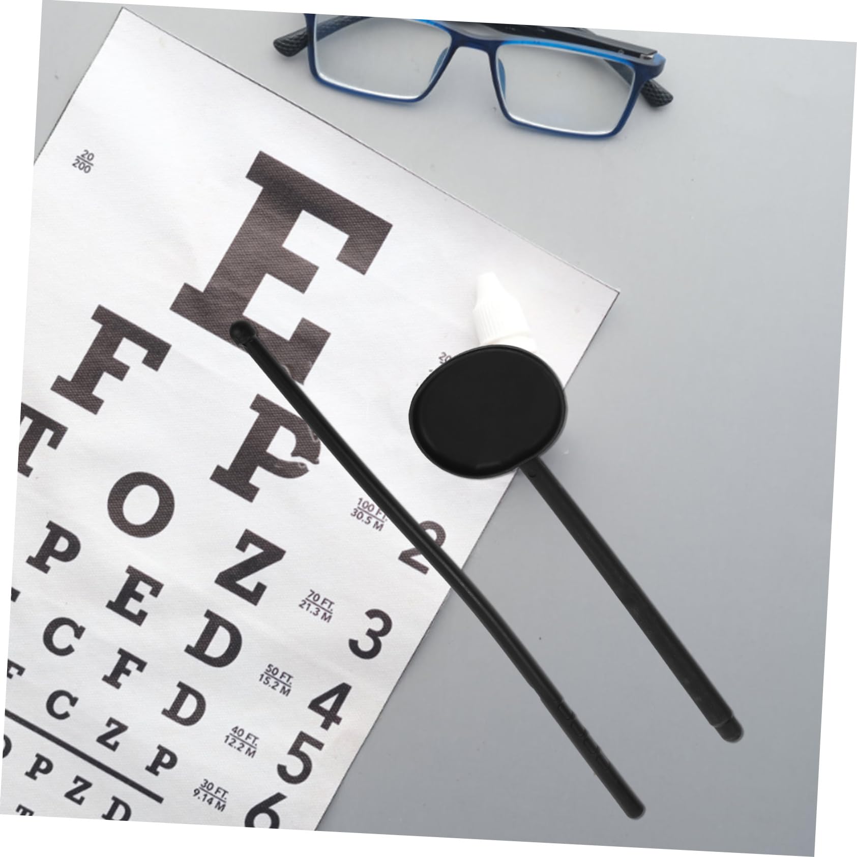 Beavorty 5 Sets Eye Shield Handheld Eye Occluders Tool Occluder Block Plate Kit Eye Exam Tools Eyesight Test Handheld Sticks Eye Test Chart Com b o Kit Visual Testing Chart Black Plastic