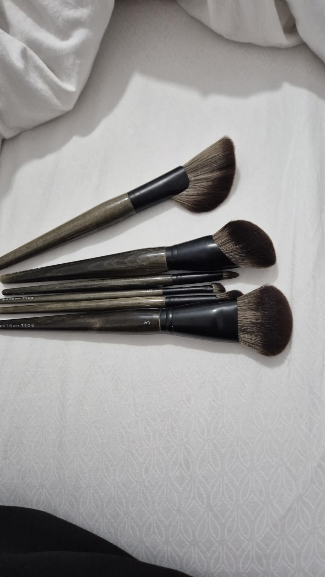Rose and Ben Beauty C41 Blush Brush | Professional Angled Brush for Flawless Makeup Application | Non-Shedding & Cruelty-Free Vegan Bristles for Pressed, Powder, & Cream Cosmetics
