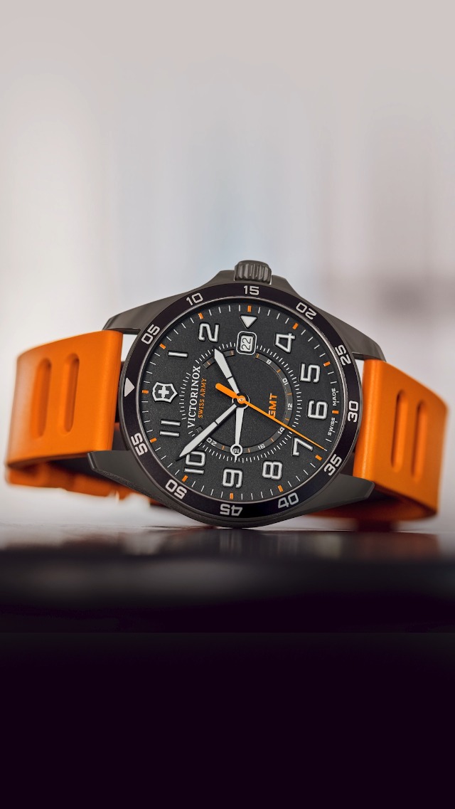 Amazon.co.jp: VICTORINOX(ビクトリノックス)腕時計 FIELDFORCE SPORT