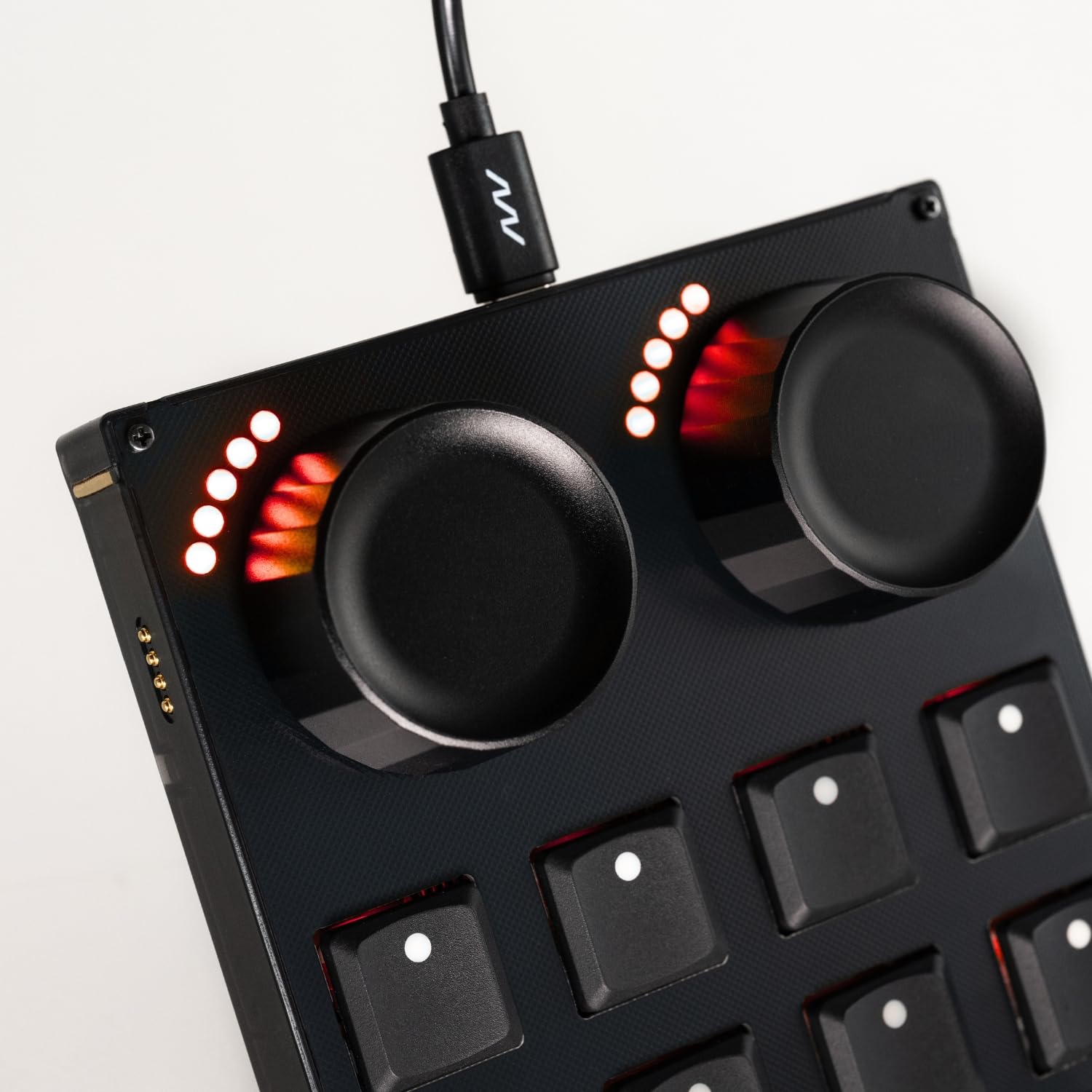 Studio TEK2 Mechanical Grid Series 3 - Controller DAW