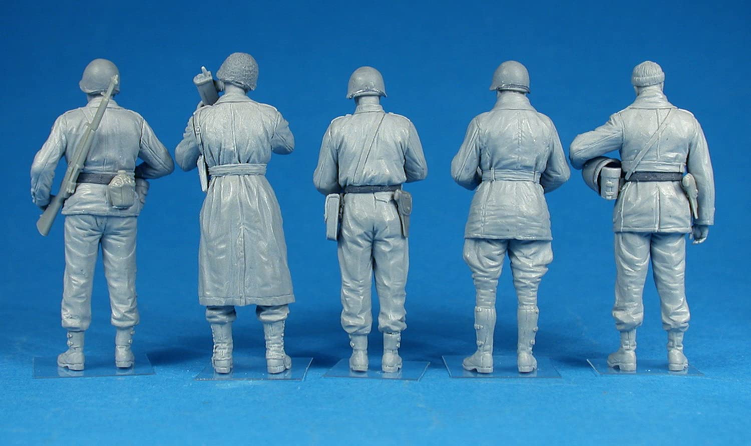 ミニアート 1/35 アメリカ軍ドライバー フィギュア5体入 プラモデル w17b8b5 Amazon | ミニアート(Miniart) 1/35 アメリカ軍ドライバー
