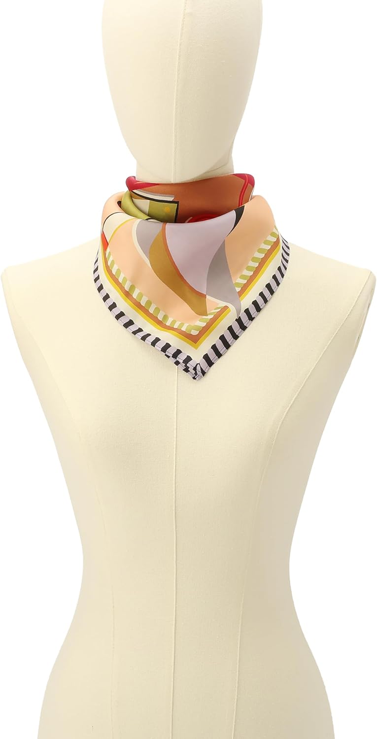 Kate Spade Women's Bag Chaos Silk Bandana, Stylish & Light Fashion Accessory for Everyday Styling - Image 2