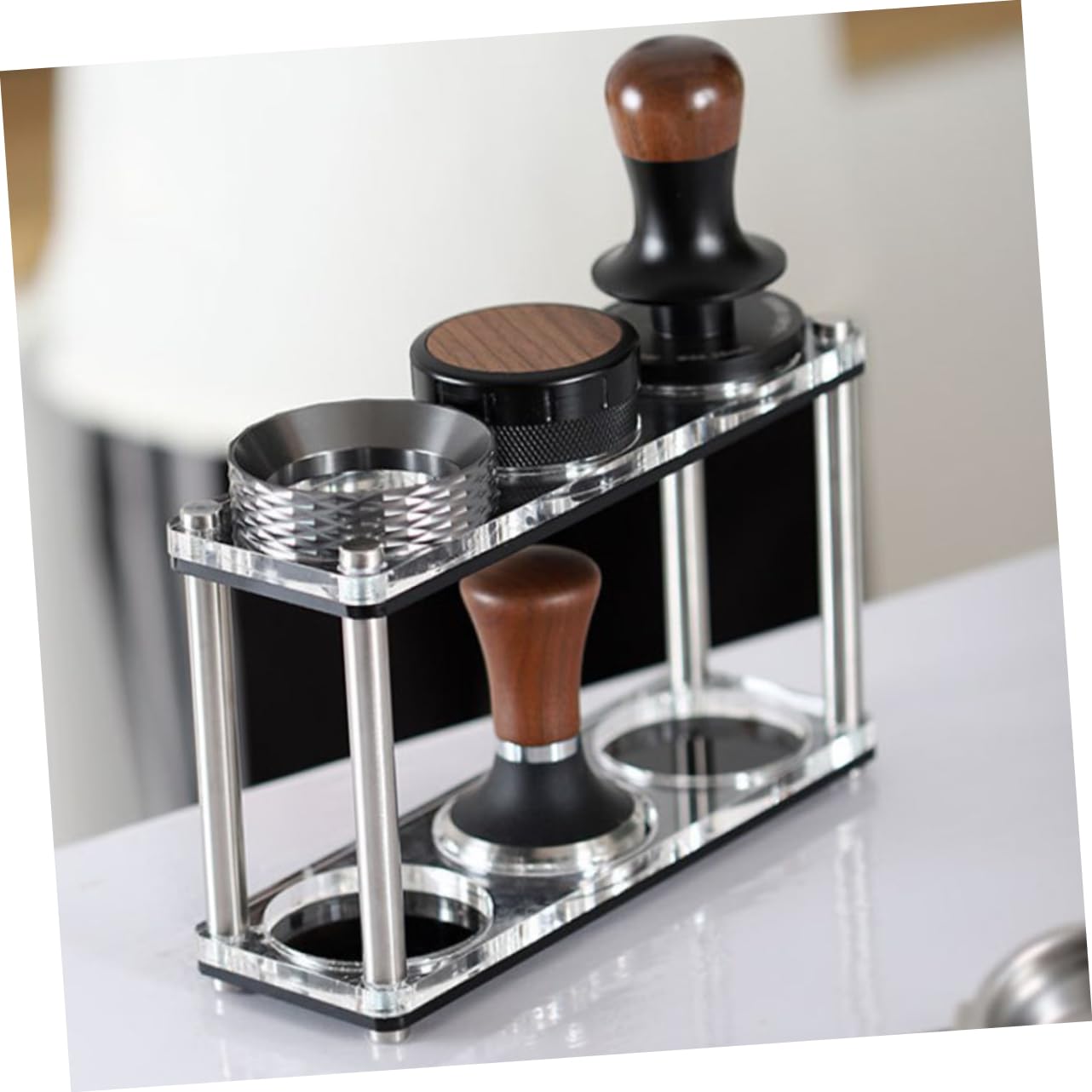 PRETYZOOM Acryl Doppelschicht Regal für Kaffeezubehör mit 51/53/58mm Halterung und Aufbewahrungsplatz
