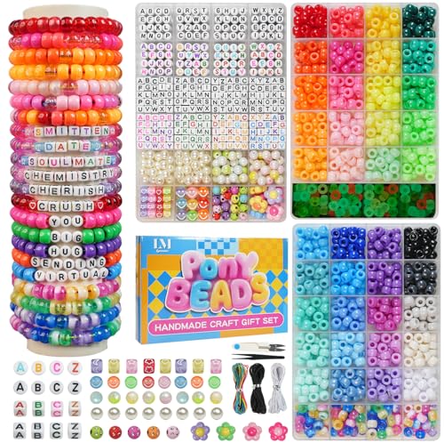 3 Boxes Pony Perlen für Armbänder, 2400Pcs 55 Colors Armbänder selber machen Jewelry, Perlen zum Auffädeln DIY Bastelset mit Buchstabenperlen, Geschenk für Mädchen und Teenager​