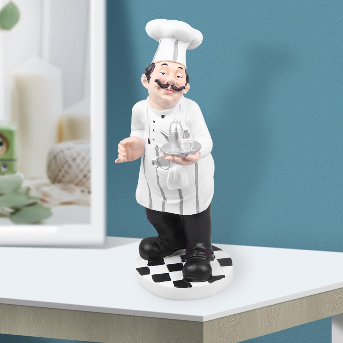 Statuetta Chef in Resina Stile Europeo Bianco, Decorazione Cucina Stabile e Divertente per Caffè e Pasticceria, Figura Chef da Tavolo Unica