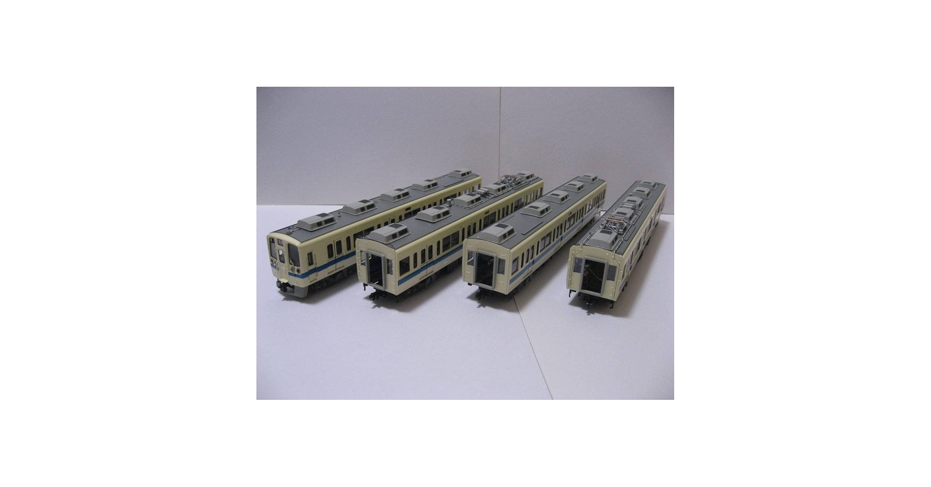 Amazon | U-TRAINS 小田急 9000形 菱形パンタ車 4連完成品