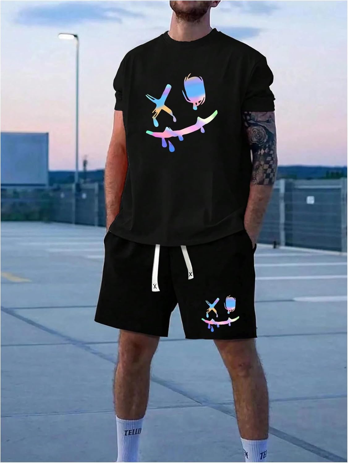WDIRARA Men's 2 Piece Short Sets Graphic Print Short Sleeve T Shirts and Drawstring Shorts Clothing Set