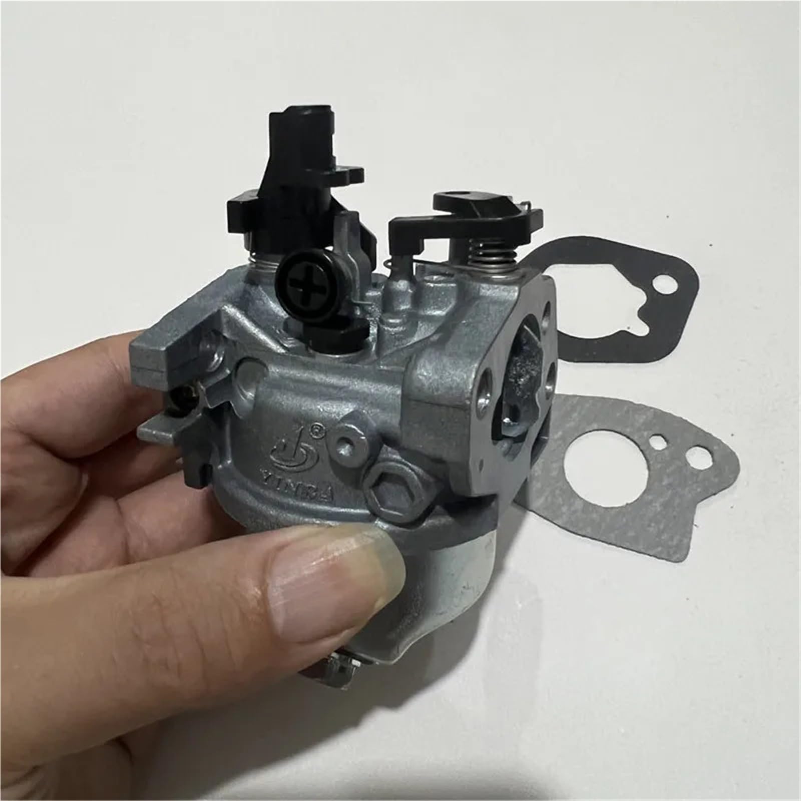 Gaźnik Carb Assy pasuje do kosiarki JONSERED L4621 967644501