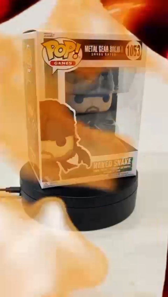 Funko Pop! Metal Gear – Naked Solid Snake, Figura De Vinilo De 9.5 Cm, Coleccionable Oficial Para Fans De Videojuegos