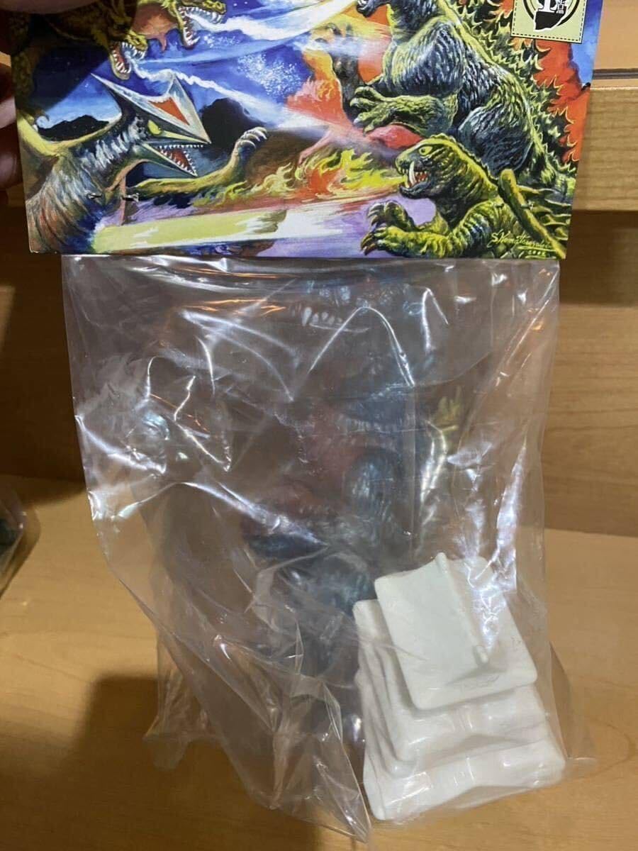 Amazon.co.jp: マーミット 世紀の大怪獣シリーズ ビニパラベビー の