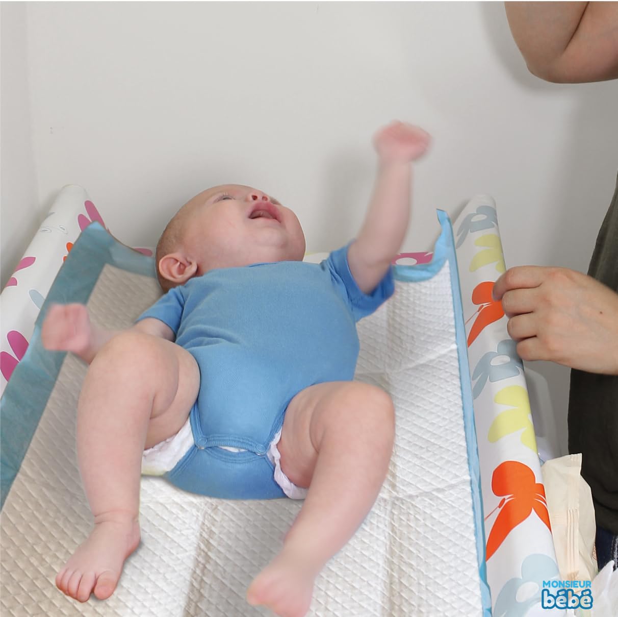 Monsieur Bébé - Set aus 200 wasserfesten Einweg-Babyunterlagen