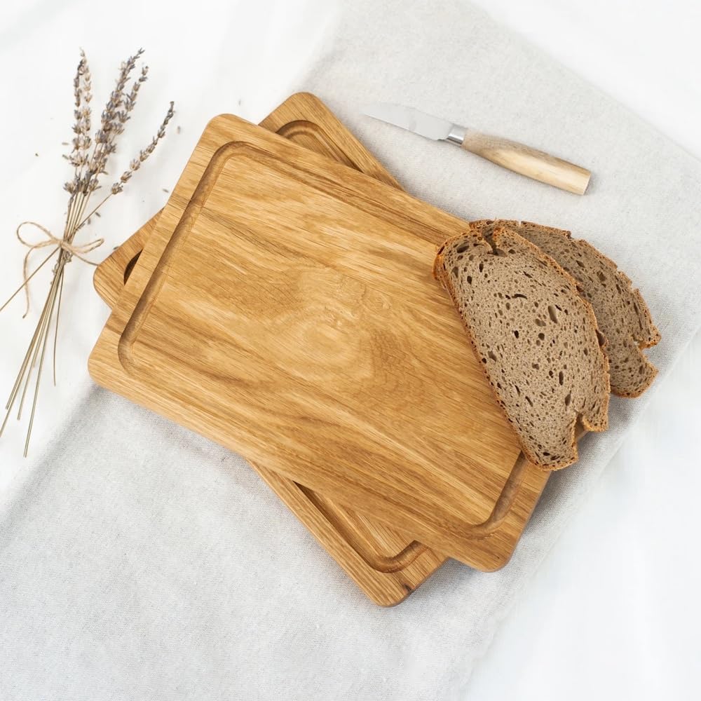 HOFMEISTER® Planche à découper rectangulaire en chêne, 50 cm, grande planche à découper avec rigole à jus, surface de découpe robuste d'origine européenne, planche de cuisine professionnelle