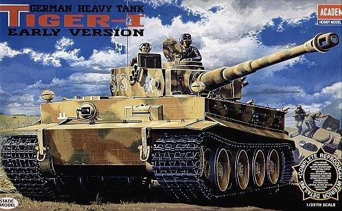 Tiger I Early Academy 1/35 avec intérieur complet et détails de tourelle