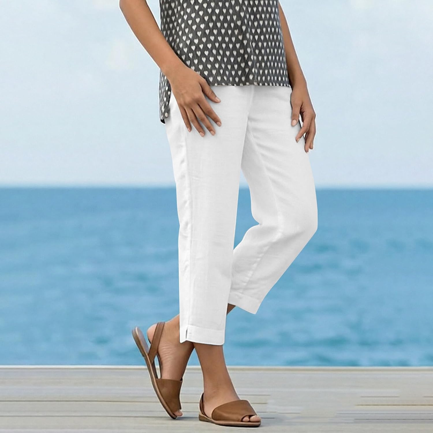 Cotton Linen Carpi Pants Women Casual Lightweight Elastic Waist Summer Vacation Beach Cropped Pants with Pockets